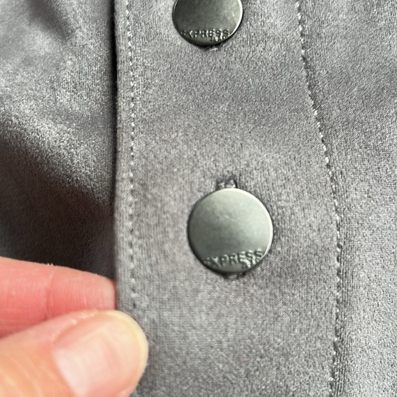 Express skirt. Gray. Size 0 - Picture 3 of 8